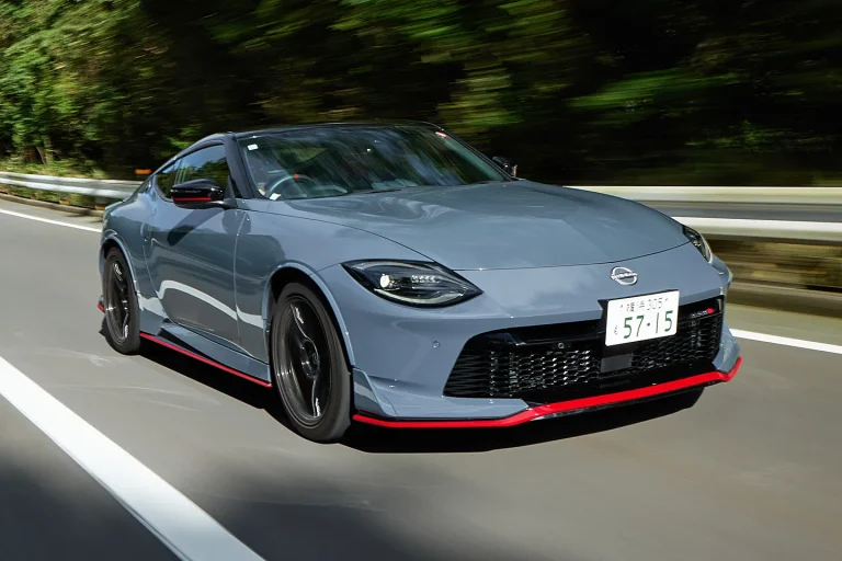 Intalneste inspiratia, designerii au luat ca baza ultimii 50 de ani pentru a crea noul Nissan Z